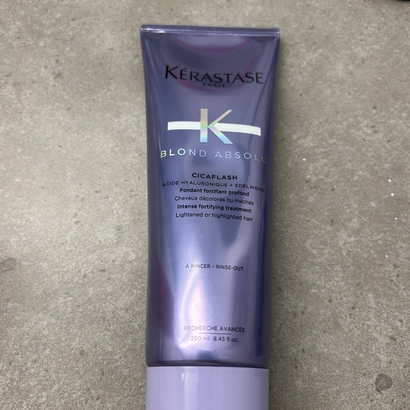 Kerastase blond shampoo and conditioner - Picture 2 of 5